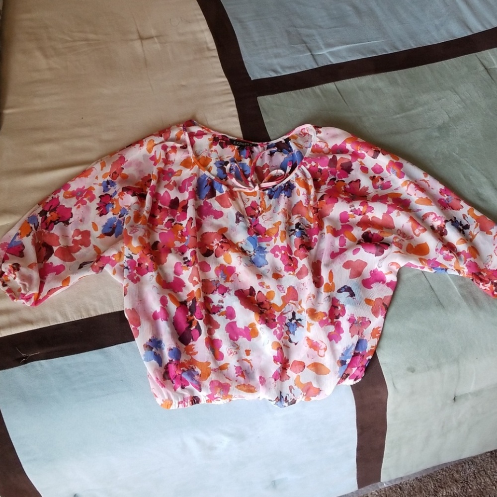 Express Floral Blouse